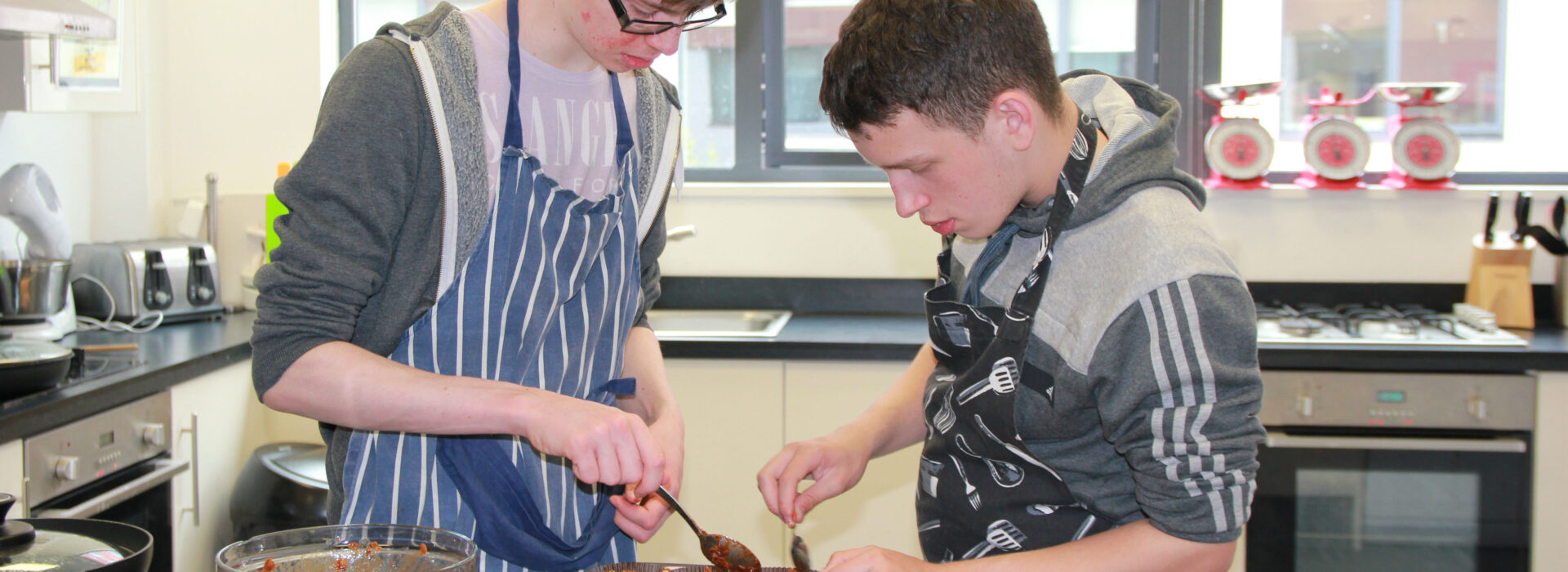 Photograph of Pathways students in the teaching kitchen